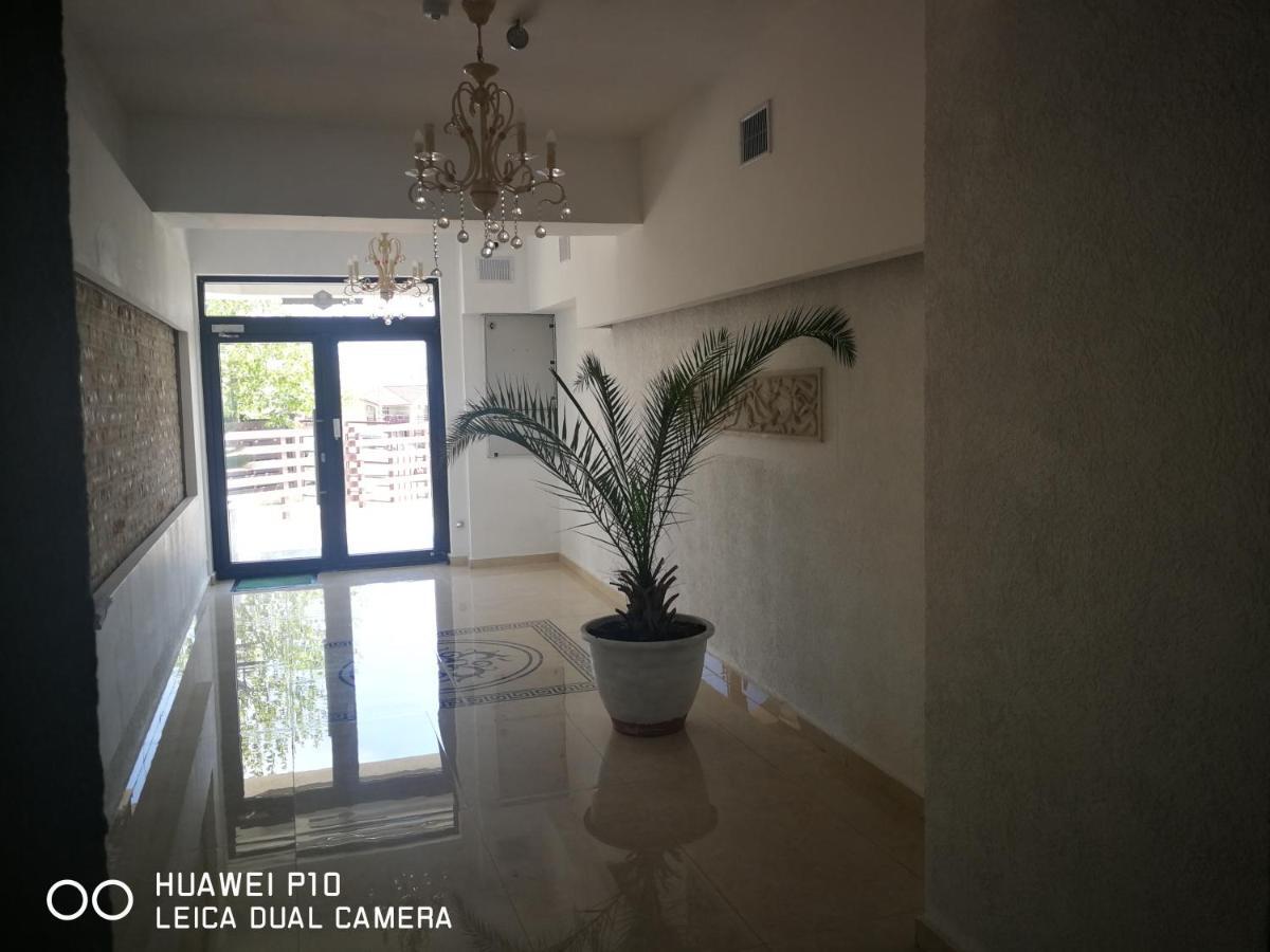 Апартаменты Apartament Unique Relax Нэводари Экстерьер фото